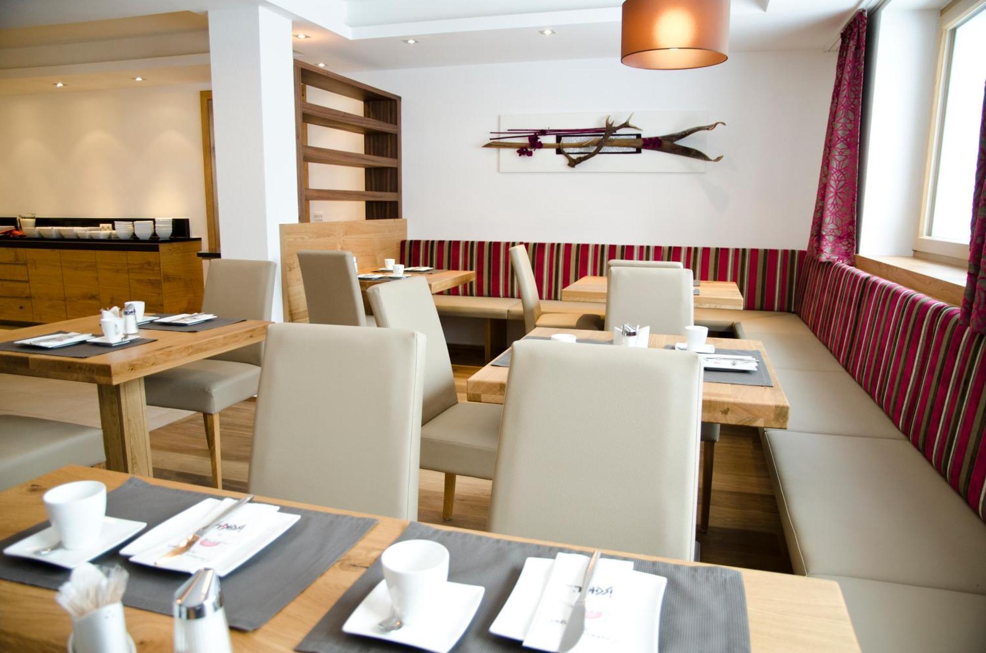 Hotel Garni Alpenland Ischgl Extérieur photo