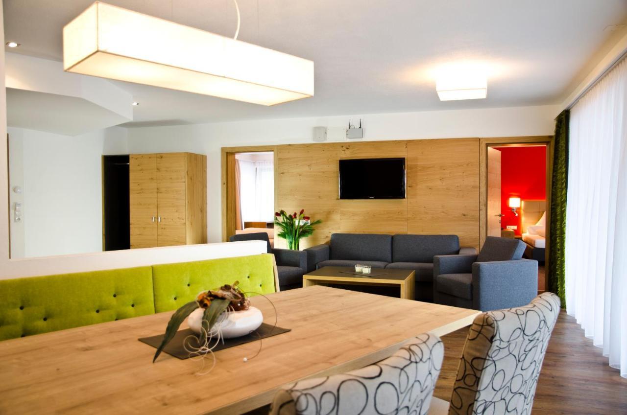 Hotel Garni Alpenland Ischgl Extérieur photo